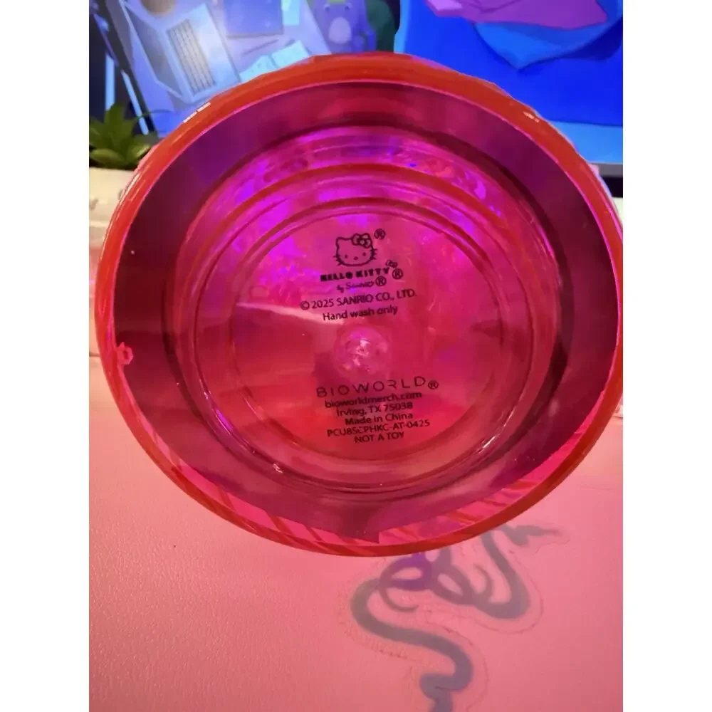 Hello Kitty Swirl Tumbler Lid Straw Shiny Metallic Spiral Plastic Pink Sanrio